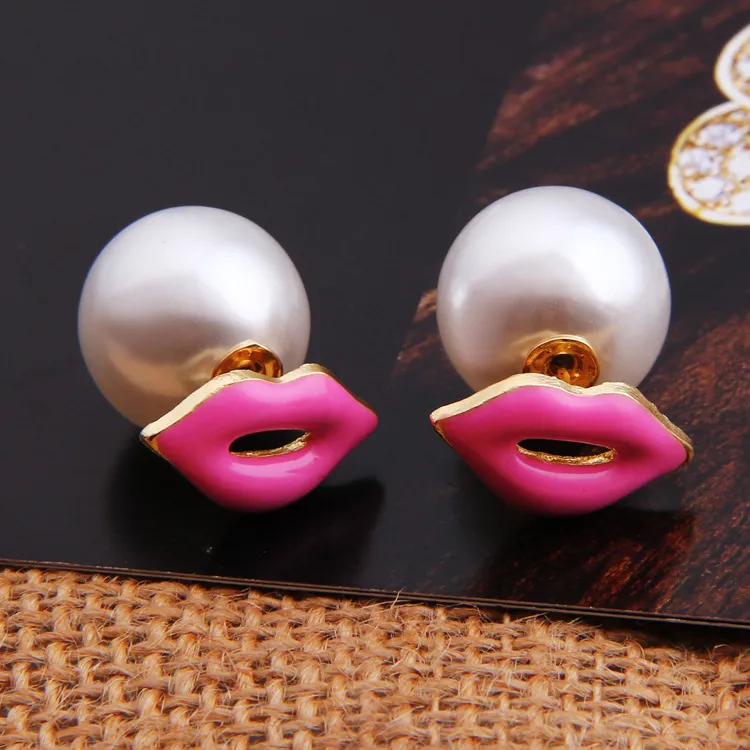 Offre spéciale boucles d'oreilles créatives double face perle boucles d'oreilles femmes mode sexy rouge lèvre perle goujons