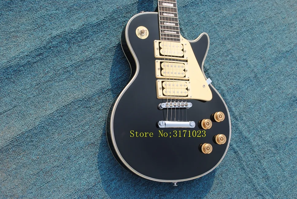 Ace personnalisée de haute qualité Frehley Guitar Electric Black Nouvel Arrivée OEM disponible4211275