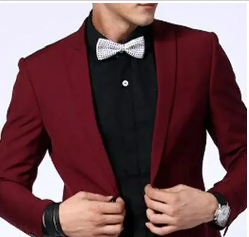 Wysokiej jakości przystojny szczyt Lapel Groomsmen One Button Groom Tuxedos Mężczyźni Garnitury Ślub / Prom / Kolacja Best Man Blazer (Kurtka + Spodnie + Krawat) M138