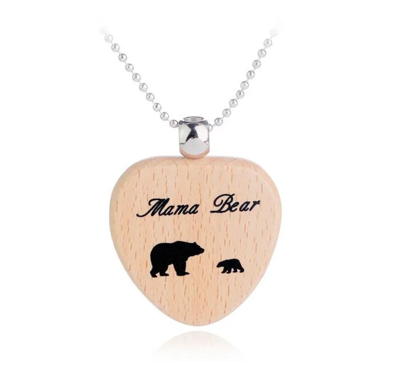 Mama Bear Wood Keychain Necklace Mama Bear Heart Key Rings Mother and Daughter Bears Cubs Heart Charm Wooden Mama Bear Necklaces 