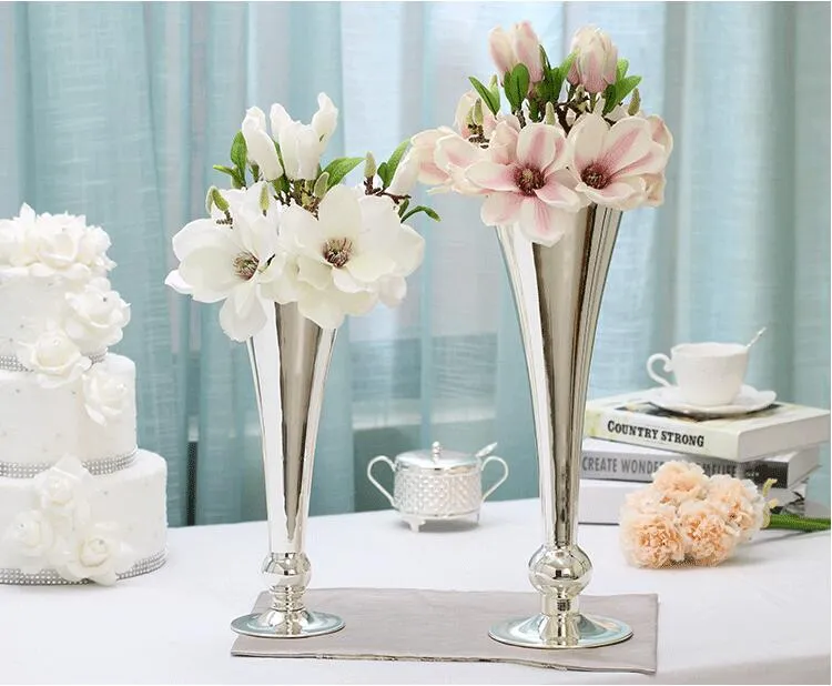 Świetna dobra jakość srebrnych metalowych wazonów do aranżacji kwiatów na dekoracje ślubne