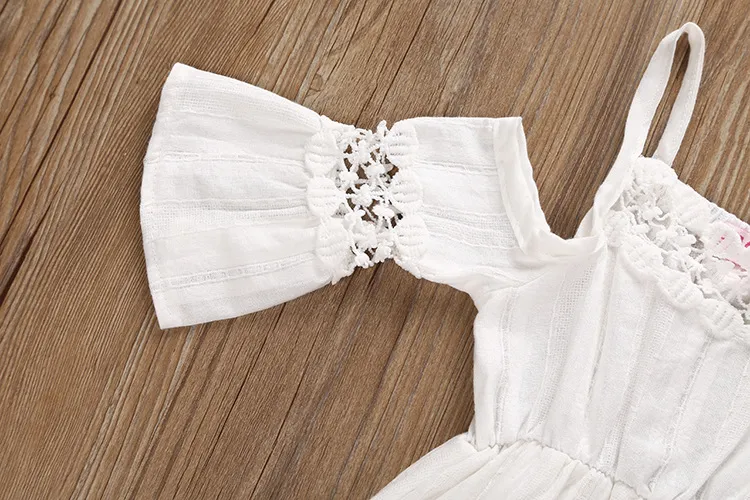 2018夏の王女の結婚式の花嫁介添人のための子供たちのための花の女の子のドレス子供服の白いパーティーチュチュの女の子の服のためのドレス