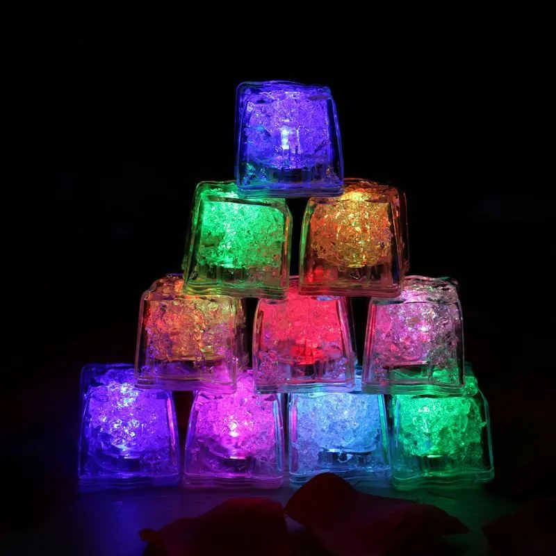 Mini Lysande LED Blinkande Ice Cube Artificial Block Romantisk Färgrik För Bröllopsfest Bar Dekor Tillbehör 0 98bq FF