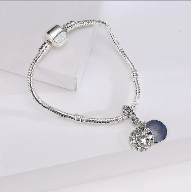 Adatto ai braccialetti Pandora ciondoli con stelle di luna ciondolano perline con ciondoli in argento con perline la creazione di gioielli in collana europea fai-da-te all'ingrosso