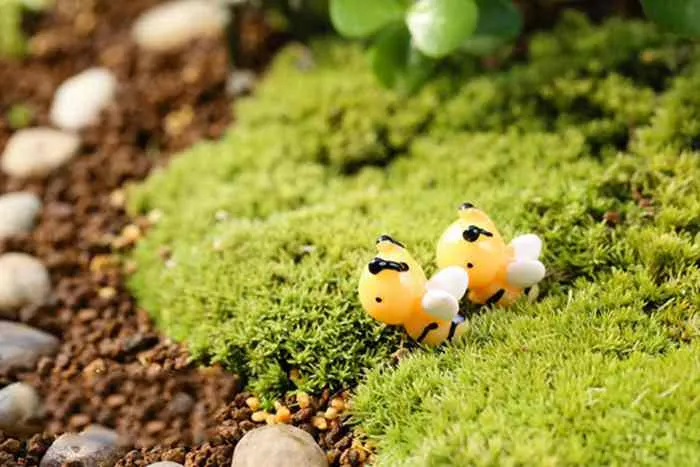 Moss Micro Landscape Ornament Miniature Cartoon Bee Plant Pot Accessories Bottle Succulent Decor Ecological Props Diy Materials FA4603320