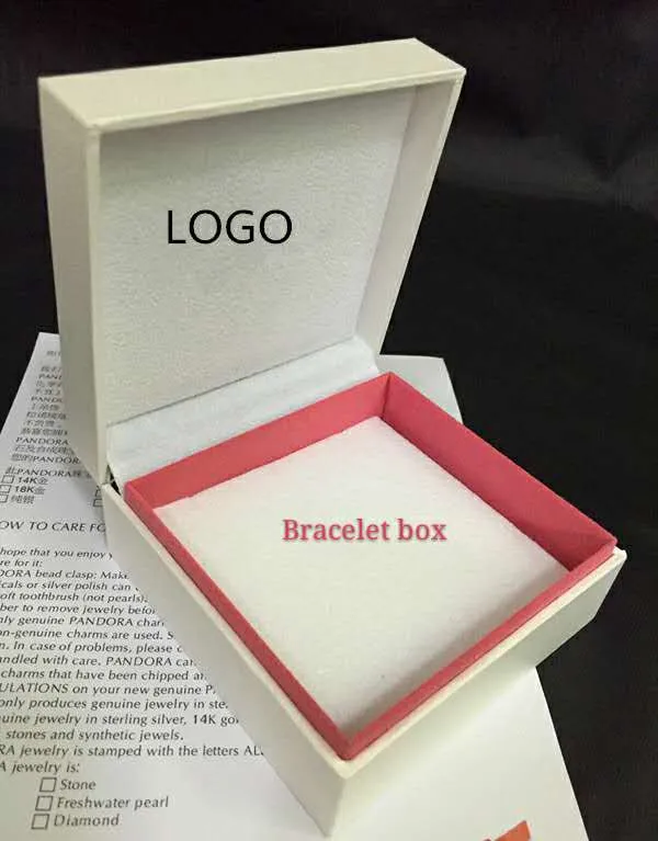 Ajuste blanco para caja Almohada de esponja plana Encantos interiores Collar de cuentas Pendiente Anillo Pulsera Cajas de regalo de joyería Bolsas de papel Exhibición del paquete