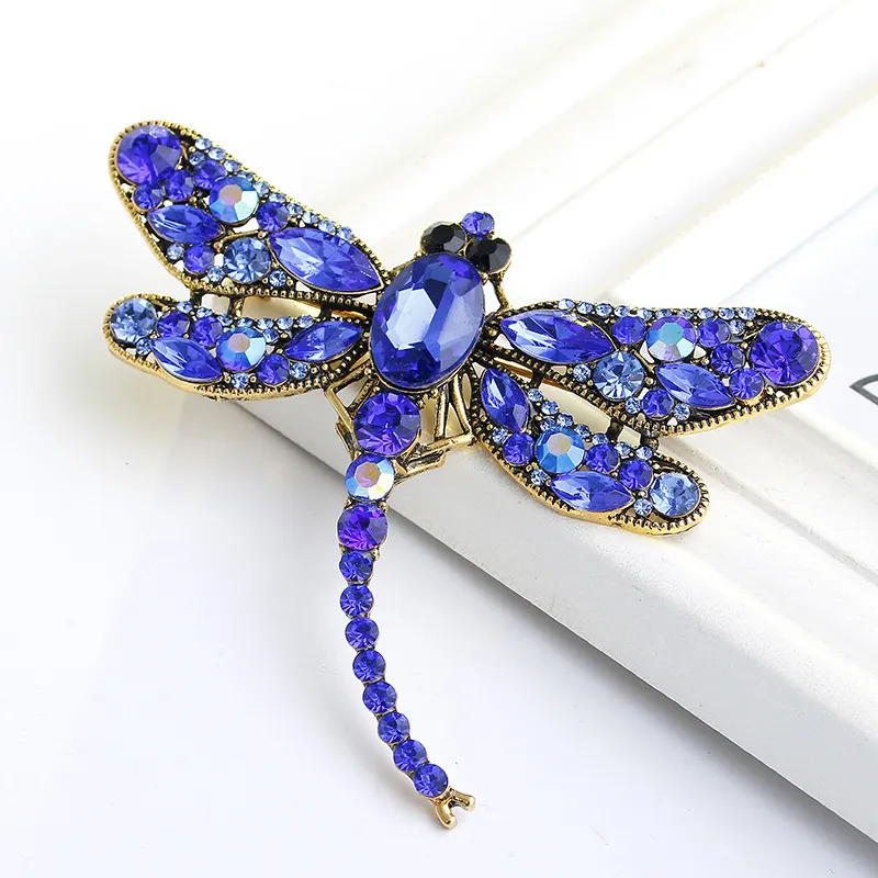 Nova Moda Rhinestone Dragonfly Broche Pin Decorativo Vestuário Acessórios Animais Broches Vintage Cristal Lenço de Jóias Presente de Natal