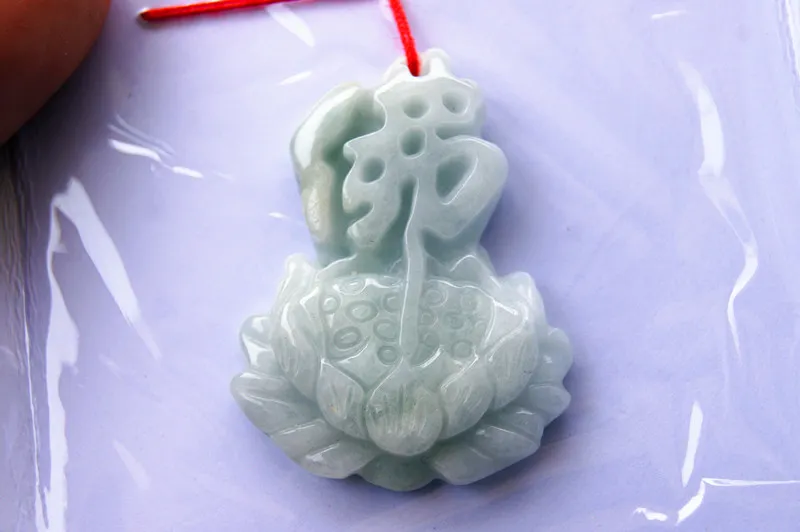 Beautiful (blue field) jade hand-carved lotus stands (Buddha word) Buddha in the heart. Talisman necklace pendant.