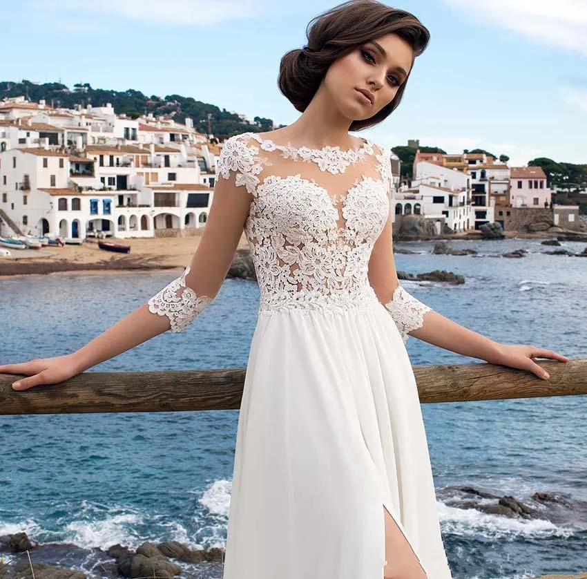 Abiti da sposa bohémien da spiaggia a maniche lunghe a 3/4 2018 Abiti da sposa lunghi con scollo rotondo in chiffon con spacco laterale