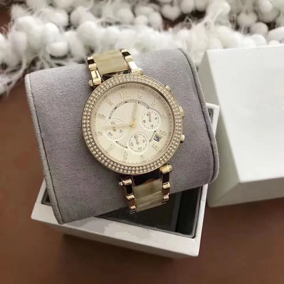 Fashion Lady039s Ulubiony 5632 Gold Quartz Watch Rhinestone Diamond Waterproof Watch Retail and Whole 2014897