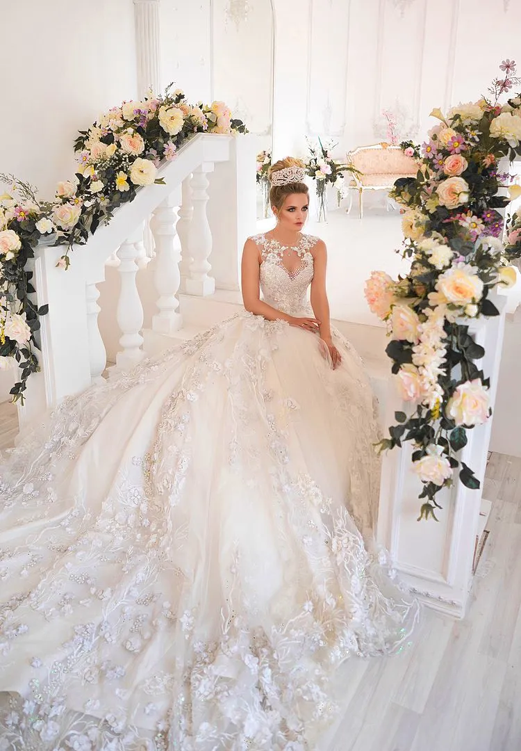 Saudi Arabia 3D Floral Appliques Wedding Dresses Beaded Jewel Neck Lace Applique Wedding Gown Dubai Princess Fancy Tulle Long Wedding Dress