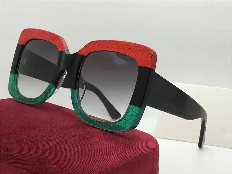 Mode Solglasögon Dam Designer 0083S Square Summer Style Full Båge Toppkvalitet UV-skydd Blandad färg Kommer med låda