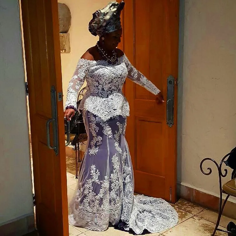 Aso-Ebi Glamorous Prom Dresses Lace Aplikacja Off Ramię Z Długim Rękawem Sweep Party Dress Glamorous Peplum Mermaid Suknie Wieczorowe