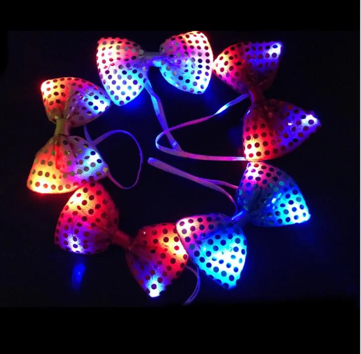 Luz intermitente, pajarita, corbata LED para hombre, luces de fiesta, pajarita de lentejuelas, accesorios brillantes para boda, regalo con lazo de Navidad y Halloween