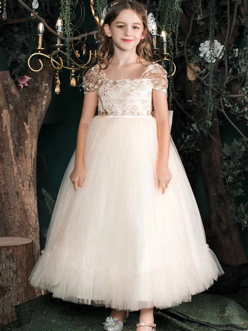 Vestidos De Niña De Flores De Novia Pequeña Apliques De Encaje Con Cuello  Cuadrado Vestido De Desfile De Niñas De Manga Corta Por Encargo Hasta El  Tobillo Ropa Formal Para Niños De, image size:800x1066