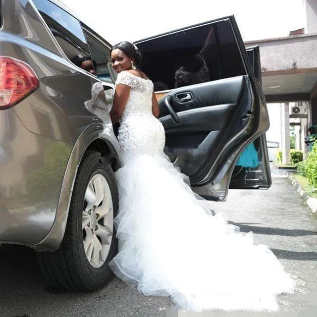 Arabo nigeriano taglie forti abito da sposa perline a strati maniche corte lungo cappella treno sirena abiti da sposa abiti da festa di nozze personalizzati