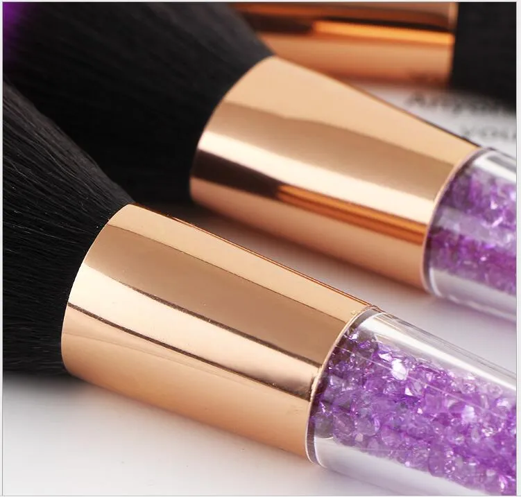 Новейшие 7шт -фиолетовые хрустальные макияжные кисти с бриллиантовой макияж Brush Black Purple Brush Cosmetic Set Foundation BB Cream1041377