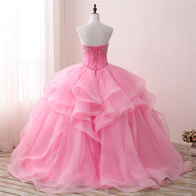 2018 Hot Sale Elegant Pink Ball Gown Quinceanera Klänningar Beaded Prom Sweet 16 Dress Plus Storlek Lace Up Vestido de 15 Anos Q76