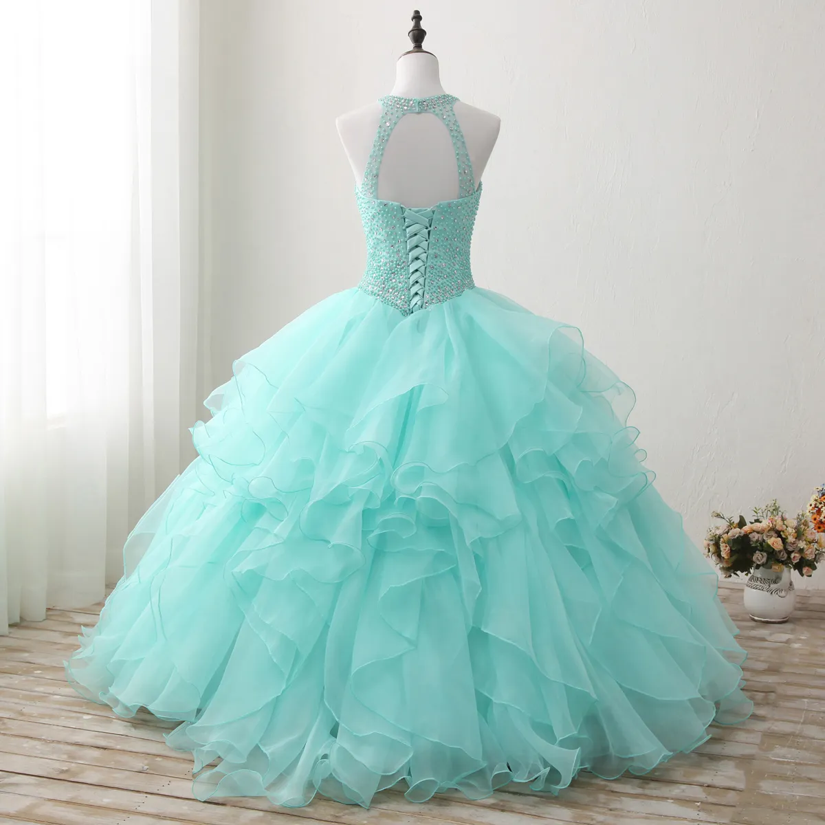 2018 New High Qullity Verde Menta Abito di Sfera Abiti stile Quinceanera In Rilievo Prom Sweet 16 Abito Plus Size Lace Up Vestido De 15 Ano Q72