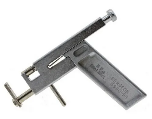 NEW ARRIVAL profesjonalny pistolet do przekłuwania nosa w nosie zestaw narzędzi + 98 sztuk stalowe szpilki Piercing pistolety do uszu żelazny garnitur darmowa wysyłka