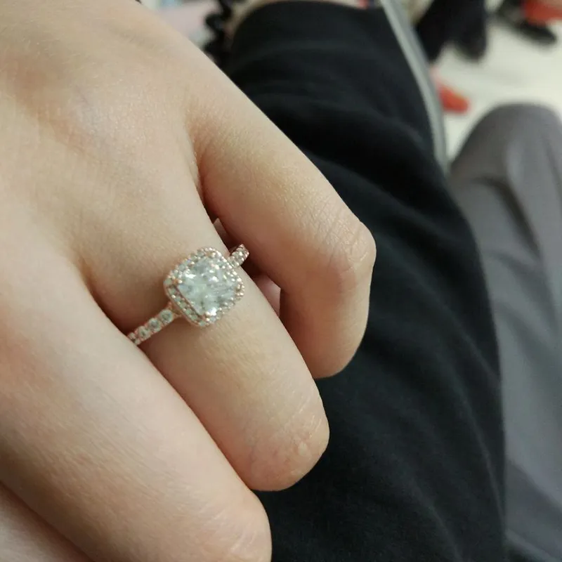 リアル 925 スターリングシルバー CZ ダイヤモンドリングロゴ付きオリジナルボックスフィットパンドラスタイル 18K ゴールド結婚指輪婚約ジュエリー女性のための