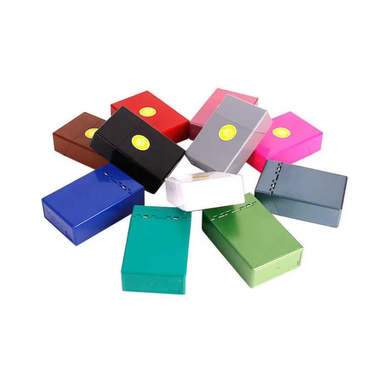 Automatic press cover, plastic hard cigarette case, thickening, portable, moisture proof and pressure resistant male cigarette case.