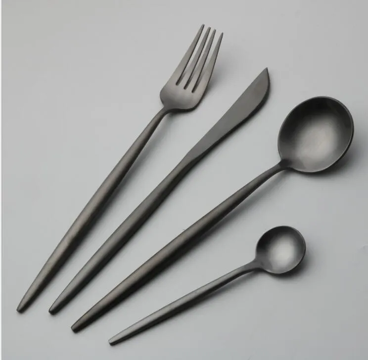 Set di stoviglie in oro nero Set di posate bistecca occidentale in acciaio inossidabile di posate la cena in nastro da tavola alimenti da cucina