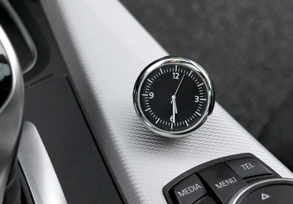 Auto Uhr Verzierung Auto Uhr Dekoration Automobile Innenraum Armaturenbrett  Zeitanzeige Digitaler Zeigeruhr In Autozubehör Von 2,32 €