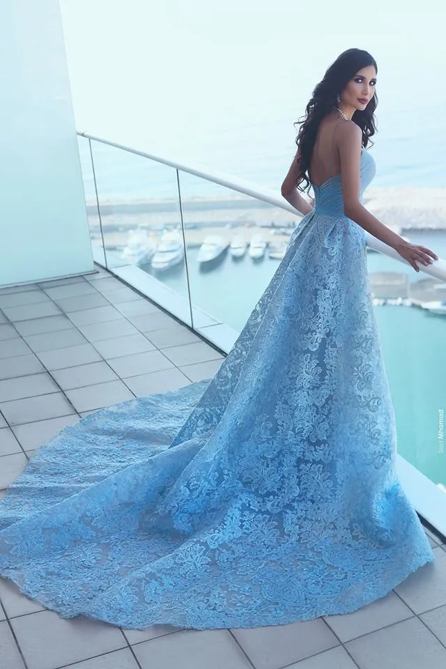 Nowy przybycie Baby Blue Mermaid Sukienki balowe koronkowe aplikacje spaghetti paski do tylnej części Court Train Formal Evening Wear Suknie CUS315C