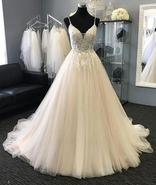2018 Spaghetti Wedding Dresses A-line Lace AppliqueTulle Rhinestones Beaded Draped Open Back Party Dresses For Bride Bridal Dress