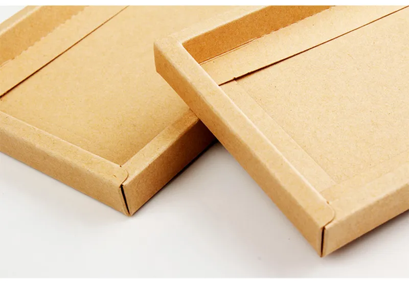 Lyxförpackning Box Kraft Paper Package för 4,7 5,5 tums mobiltelefonväska Universal Retail Presentförpackning med öppet fönster