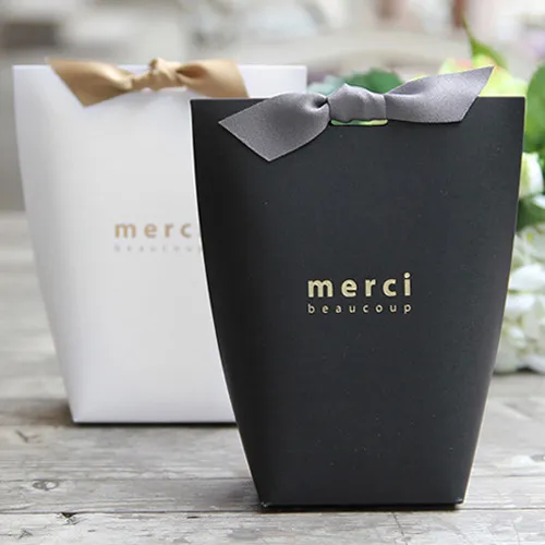 100pcs Merci merci carton cadeau cuisson bijoux carton sac en papier avec arc shopping sac cadeau Festival Party fournitures 13.5X16.5cm DHL