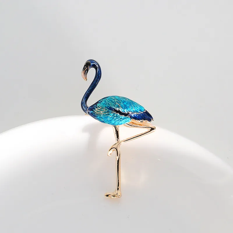 Unisex Moda Mężczyźni Kobiety Broszka Pozłacane Niebieski / Zielony / Czerwony / Purpurowy Czarny Flamingo Garnitur Lapel Pin Broszka Dla Party Ślub NL-703