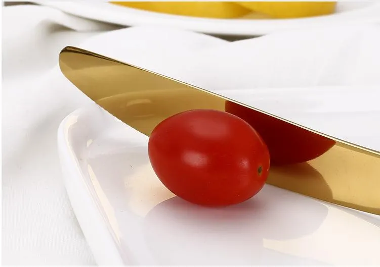 4色の高級ゴールドカトラリーフラットウェアセットスプーンフォークナイフティースプーンステンレススチールの食器セットラグジュアリーカトラリー食器セットSN142
