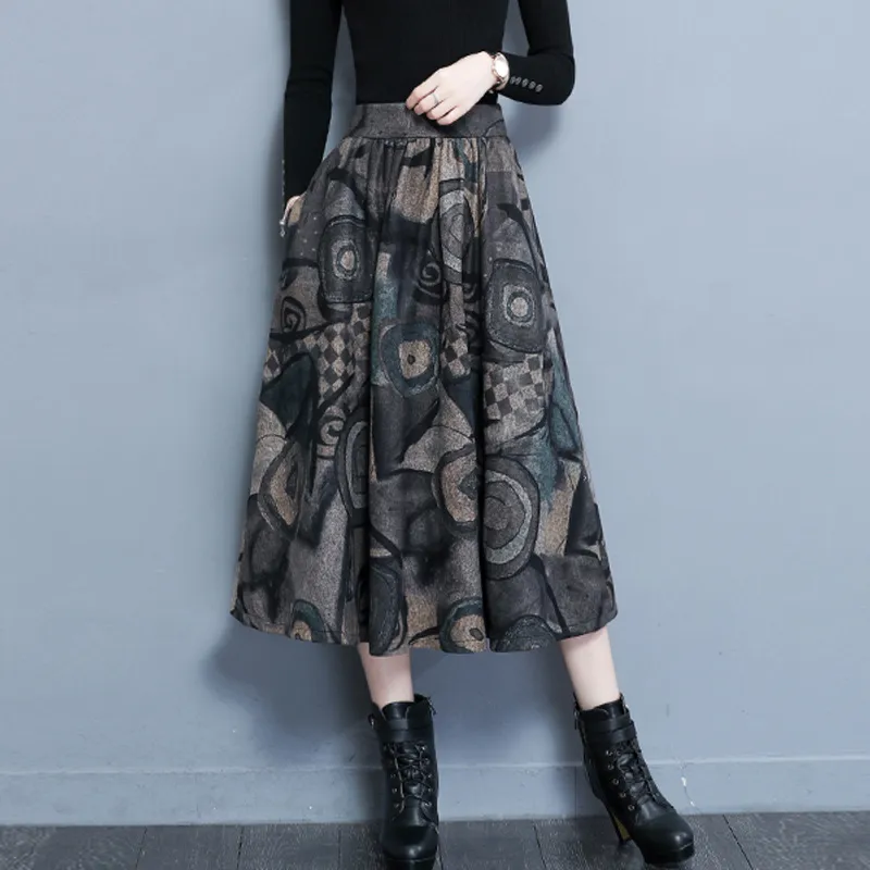 Wool skirt 4xl hotsell