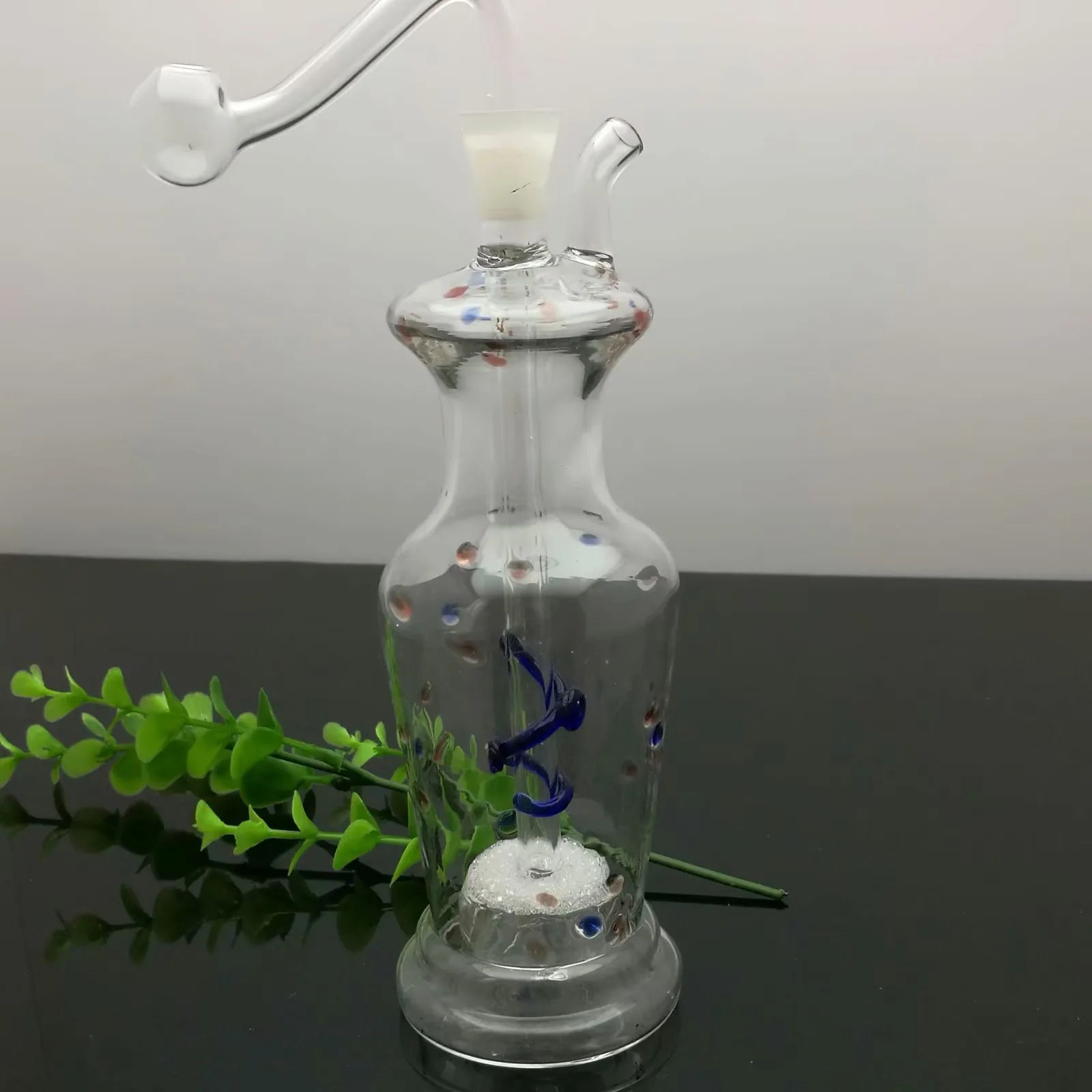 Классическая цветная ваза из стекла для водопровода