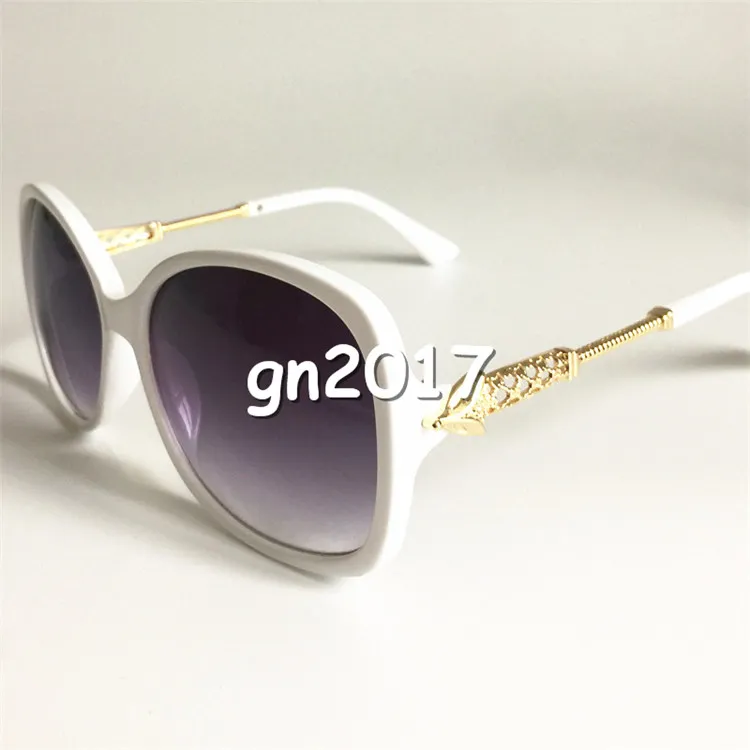 ファッションヨーロッパの女性サングラスアンチ紫外線眼鏡中空デザインサンメガネ女性シェードミラー眼鏡のための眼鏡