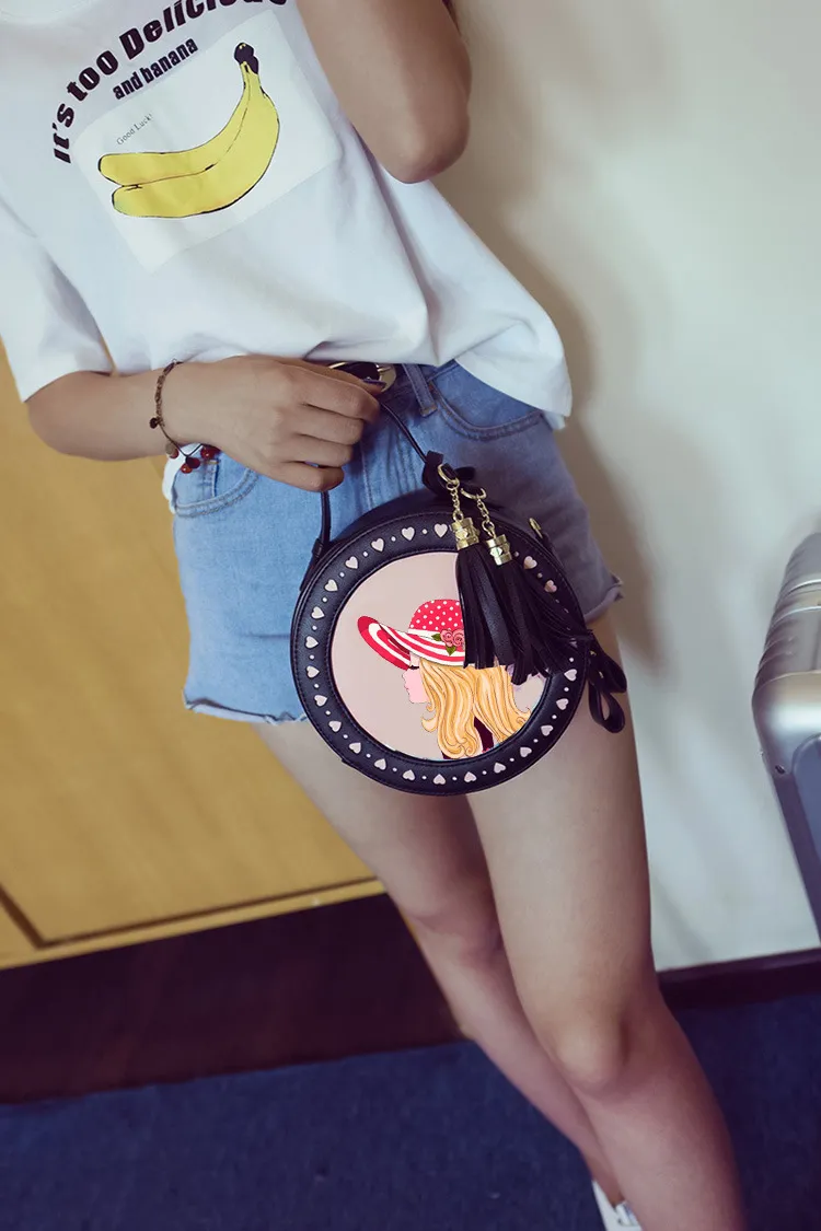 2018 детские сумки печати кисточкой дизайн девушки склонны сумка искусственная кожа небольшой круглый мешок смешные путешествия рюкзаки мини Crossbody сумки