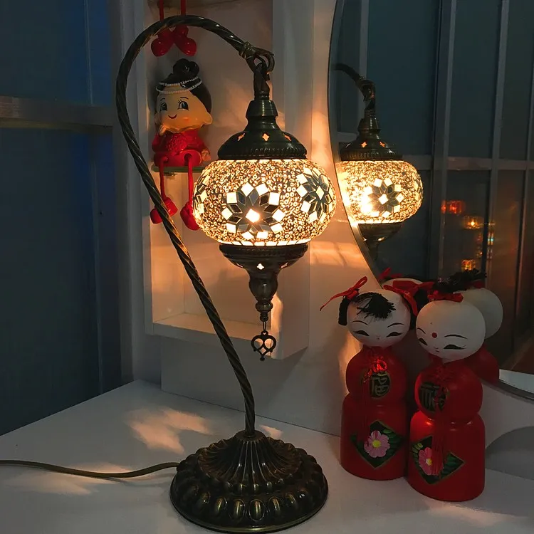 Turkiets bästsäljande europeiska retro romantiska vardagsrum sovrum cafe funktioner swan present bordslampa