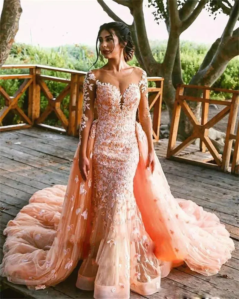 Sexy Bright Ornage Wedding Dress Match Detachable Overskrit Luxury Beaded Applique Long Sleeves Mermaid Bridal Dress Charming Wedding Gowns