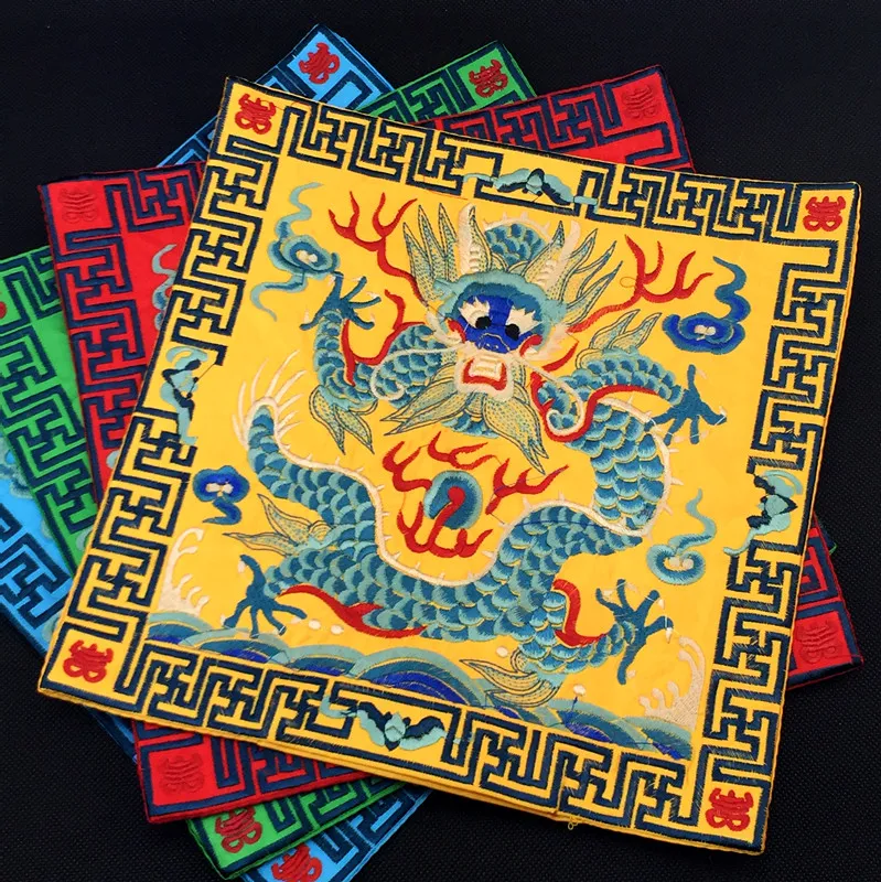 Square Embroidery Dragon Vintage Placemat Plate bowl Dining Table Mat Chinese style Satin cloth Table Place mats Insulated Pad 26x26 cm