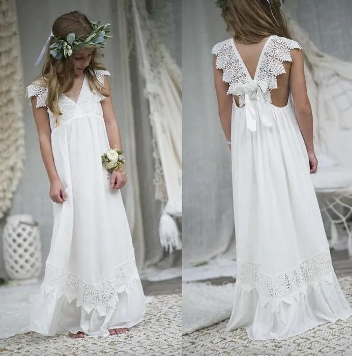 2017 Nouvelle Arrivée Boho Fleur Fille Robes Pour Les Mariages Pas Cher V Cou En Mousseline De Soie Dentelle Formelle Plage Robe De Mariée Sur Mesure