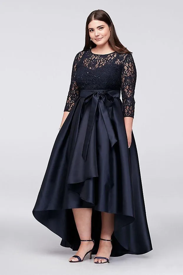 white plus size lace dress Ethereal Plus Size Lace Wedding Dress with Slit and Train – LA121 –  Viniodress main image 0