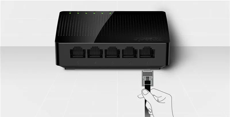 Tenda SG105 Mini Switch Gigabit Desktop de 5 Portas / Rede Rápida Ethernet LAN Hub / Full ou Half duplex Exchange, Firmware UE / EUA