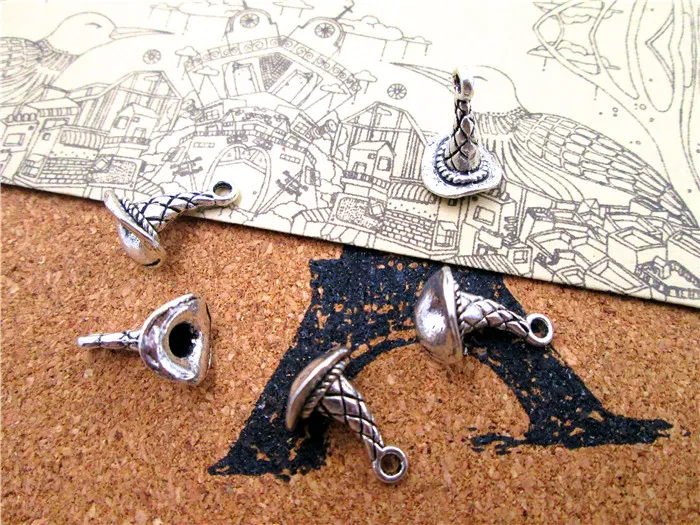 60 sztuk Silver Wizard Hat Charm 15mm Hobbits Hat, Hat Potter, Czapka Czapka, Urok 3D, Urok dwustronny