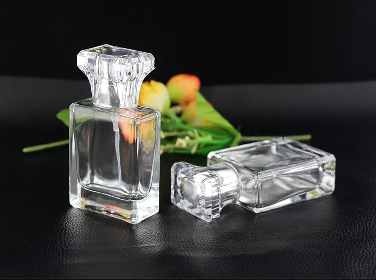 Bouteilles de parfum en verre transparent rechargeables de 30ML, bouteille cosmétique vide 30CC avec atomiseur à pompe argentée, 30 piècesvente en gros, DHL gratuit