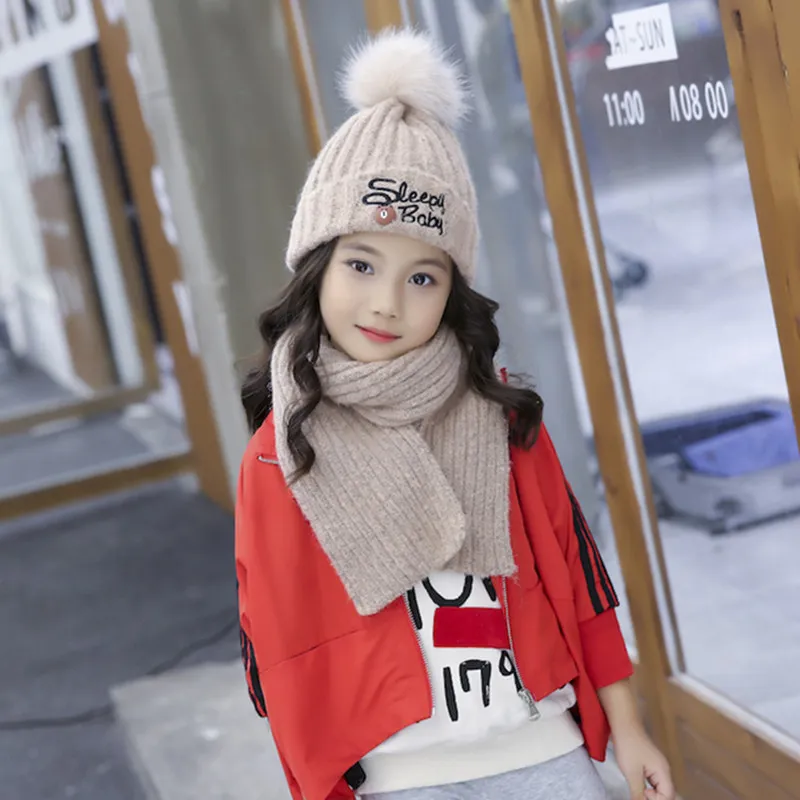 Cappelli per bambini Novità Autunno Inverno Bambini Cappelli caldi lavorati a maglia + Sciarpa 2 pezzi Set Decorazione superiore a sfera per berretti neonati Cappelli di lana 2-9T