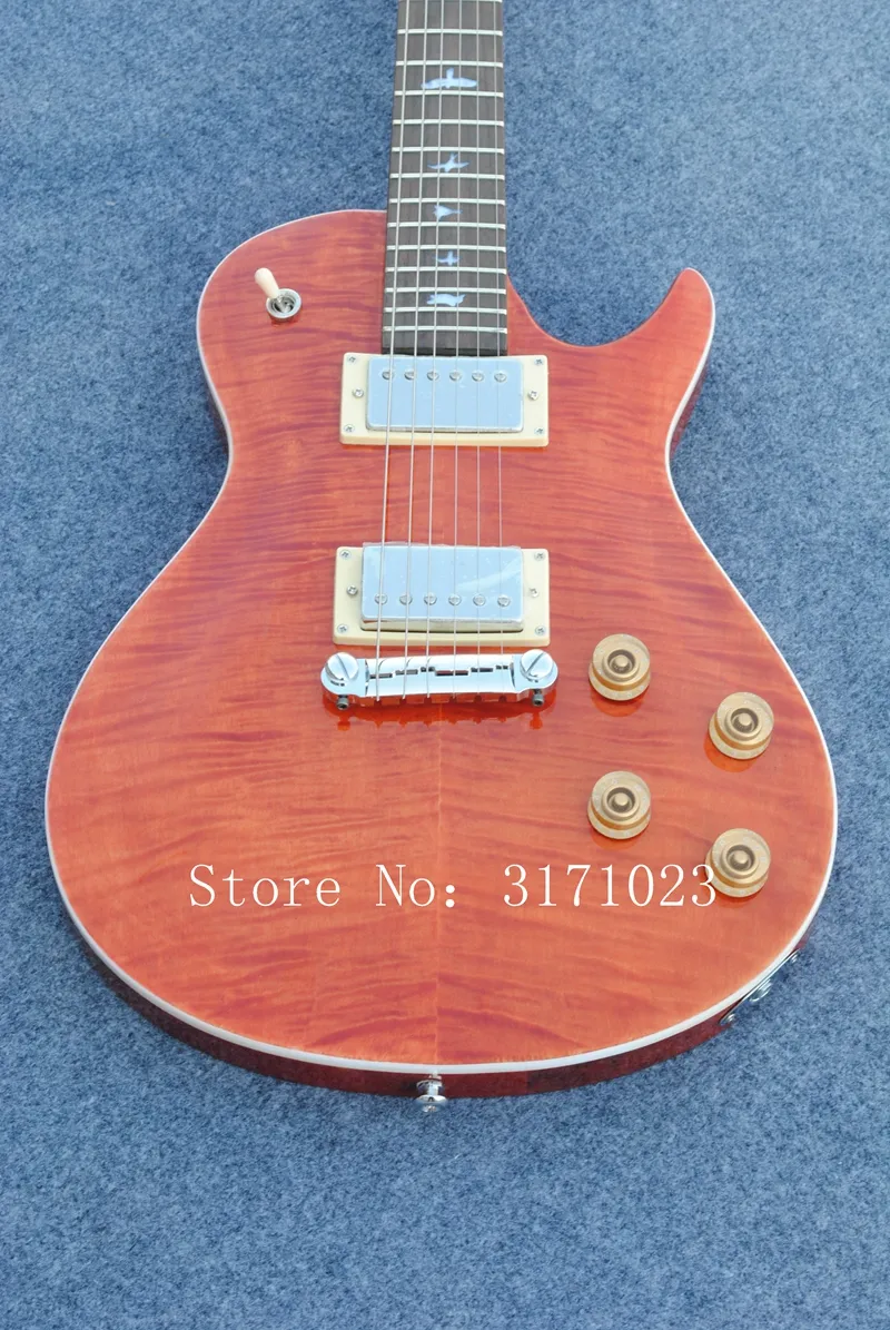Hot Sale Orange Electric Gitarr med Flam Maple Faneer och Chrome Hardwares och kan ändras