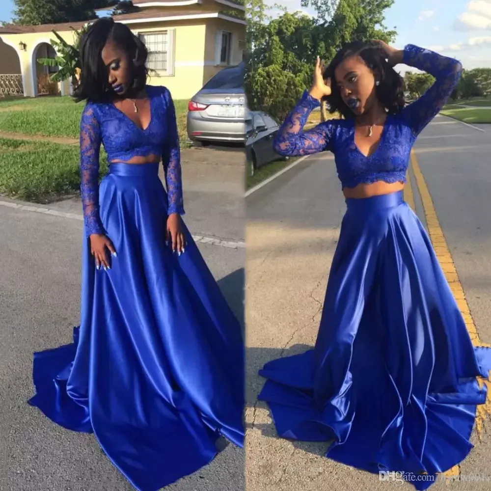 2021 Royal Blue Lace Två Pieces Prom Klänning Långärmade Satin Sydafrikansk A-Line V-Neck Long Graduation Arabiska Formella kvällsfestklänningar