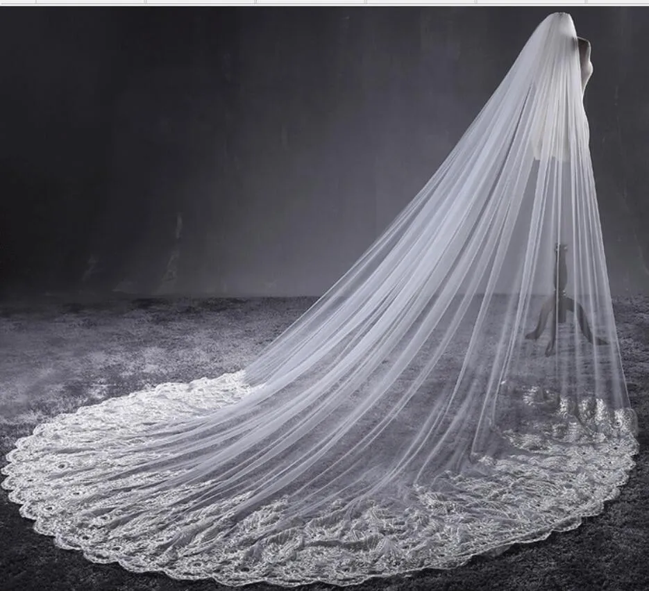 3.2M Meter Ivory Cathedral Wedding Veils Long Lace Edge Bridal Veil